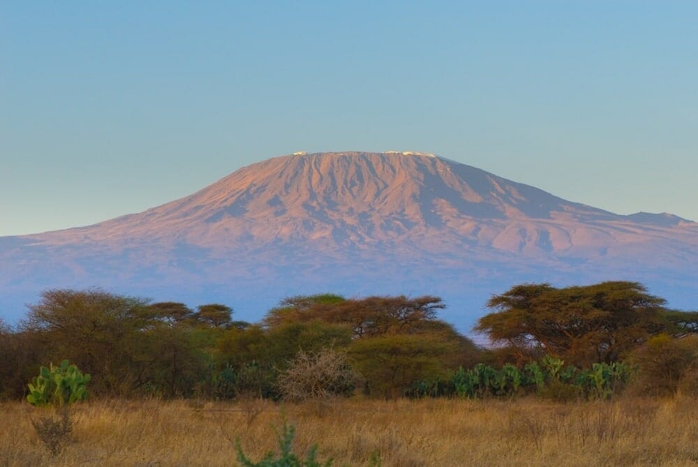 Sonnenaufgang am Kilimanjaro mit Klüger Reisen
