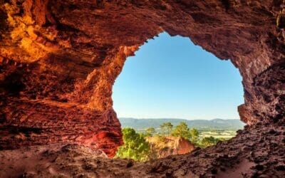 Radtour_Andre_Schumacher_Provence_Klueger_Reisen_Höhle