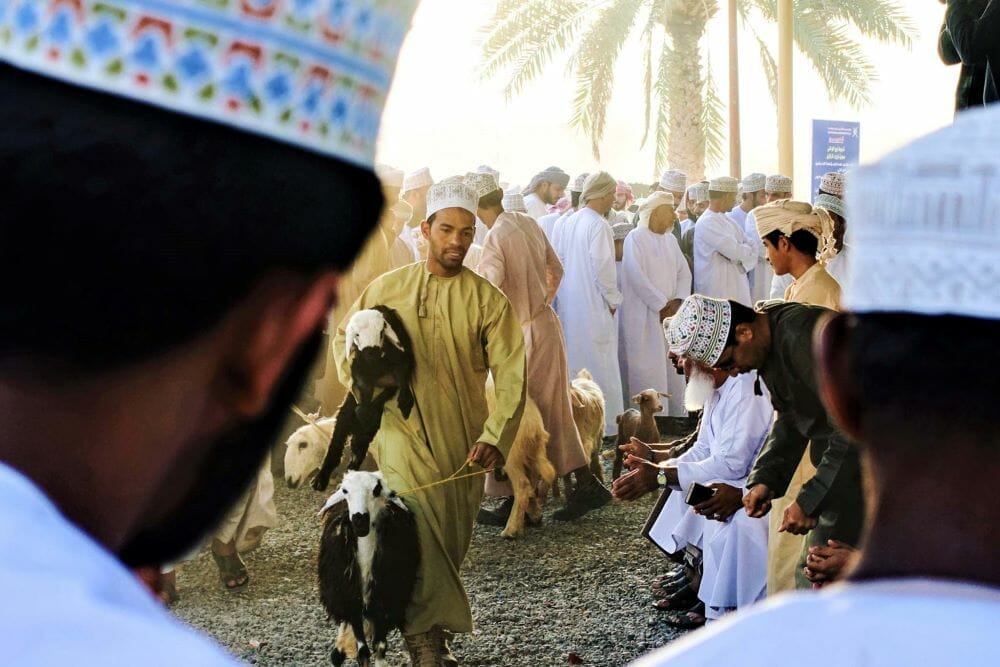 Oman_Fotoreise_Lutz_Jaekel_Nizwa_Ziegenmarkt_Klueger_Reisen